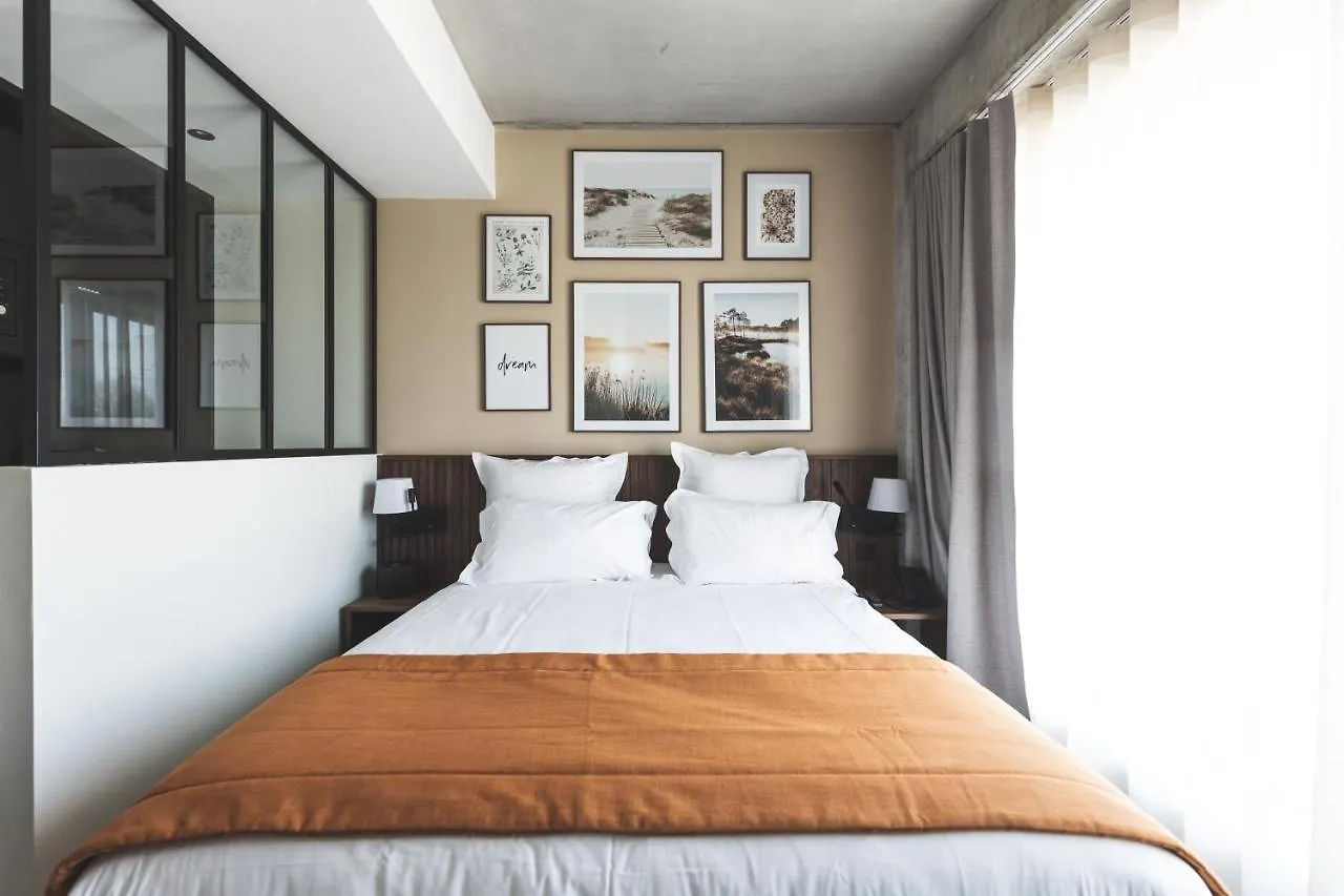 Coloft Aparthotel Lesquin 0*,