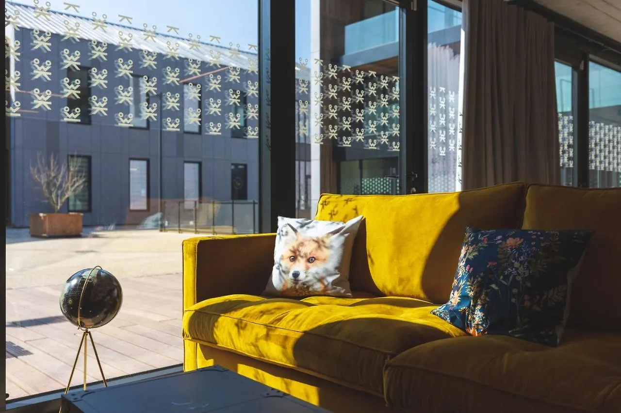 Coloft Aparthotel Lesquin