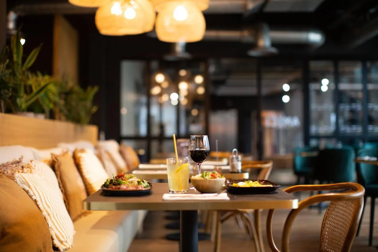 Coloft Aparthotel Lesquin